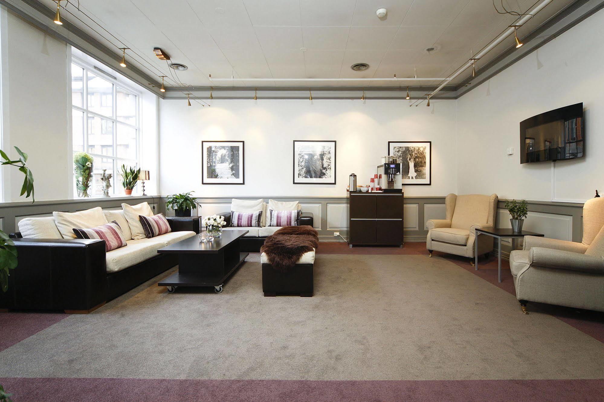 Thon Partner Hotel Parken Kristiansand Esterno foto